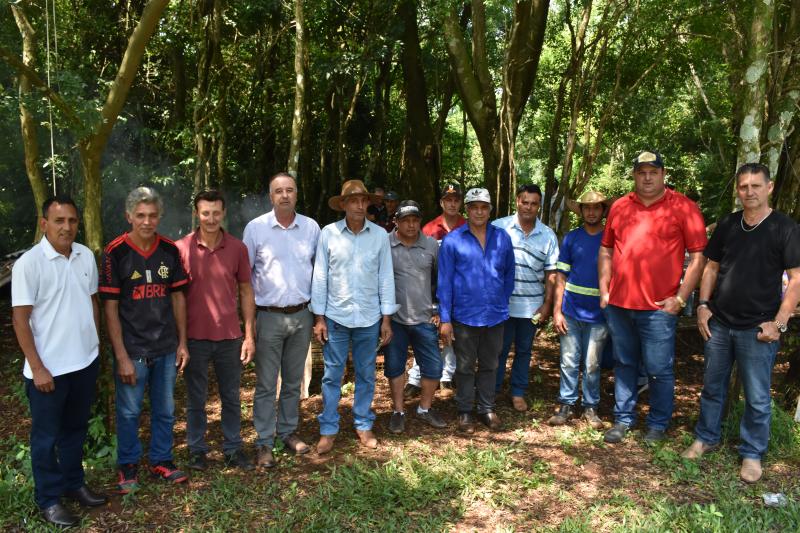 Vereadores participam de encontro com Associação da Torre da Telepar 